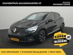 Zwart Gebruikt 2022 Renault Clio V Techno Hatchback | € 16.950 (Eerlijke prijs)