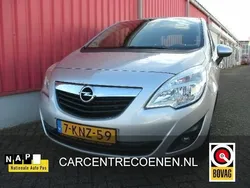 Grijs, metallic lak Gebruikt 2013 Opel Meriva Design Edition MPV | € 8.950 (Eerlijke prijs)