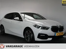 Wit Gebruikt 2020 BMW 118 Executive Hatchback | € 18.950 (Goede deal)
