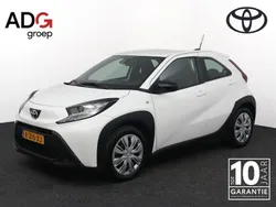 Wit Gebruikt 2024 Toyota Aygo Play Hatchback | € 18.740 (Iets duurder)
