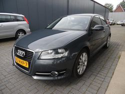 Grijs, metallic lak Gebruikt 2011 Audi A3 Comfort Hatchback | € 3.995 (Eerlijke prijs)