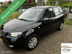 Zwart Gebruikt 2006 Mazda 2 Touring MPV | € 1.999 (Eerlijke prijs)