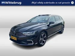 Zwart Gebruikt 2021 VW Passat Business Stationwagen | € 26.450 (Eerlijke prijs)