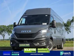 Grijs Gebruikt 2023 Iveco Daily Van | € 33.950 (Goede deal)