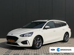 Wit Gebruikt 2021 Ford Focus ST-Line X Stationwagen | € 20.935 (Eerlijke prijs)