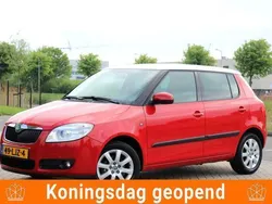 Rood Gebruikt 2010 Skoda Fabia Hatchback | € 3.450 (Eerlijke prijs)