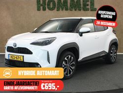Wit Gebruikt 2022 Toyota Yaris Cross Team SUV | € 24.645 (Goede deal)