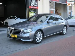 Grijs Gebruikt 2016 Mercedes E200 Prestige Sedan | € 26.950 (Eerlijke prijs)