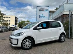 Wit Gebruikt 2018 VW up! Move Hatchback | € 8.490 (Eerlijke prijs)
