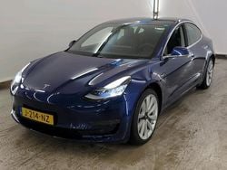 Blauw Gebruikt 2020 Tesla Model 3 Long Range AWD Sedan | € 24.745 (Eerlijke prijs)