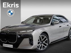 Grijs Gebruikt 2024 BMW i7 M Sport Sedan | € 97.900 (Super prijs)