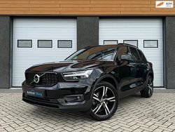 Zwart, metallic lak Gebruikt 2021 Volvo XC40 R-Design SUV | € 34.990 (Eerlijke prijs)