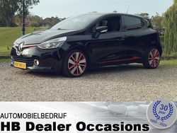 Zwart Gebruikt 2013 Renault Clio IV Dynamique Hatchback | € 4.999 (Eerlijke prijs)