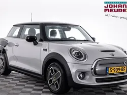 Wit Gebruikt 2021 Mini Cooper Hatchback | € 16.900 (Super prijs)