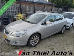 Beige Gebruikt 2010 Opel Astra Cosmo Hatchback | € 4.750 (Eerlijke prijs)