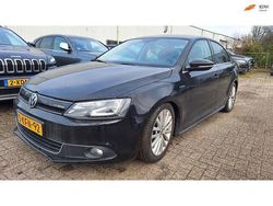 Zwart Gebruikt 2013 VW Jetta Highline Sedan | € 3.100 (Super prijs)