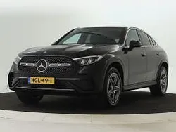 Donker obsidiaanzwart metaalkleur metallic Gebruikt 2024 Mercedes 300 AMG Coupé | € 71.495 (Duur)