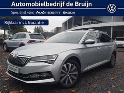Grijs Gebruikt 2024 Skoda Superb Stationwagen | € 34.650