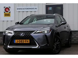 Grijs Gebruikt 2020 Lexus UX Business Edition SUV | € 26.900