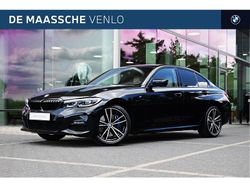 Zwart, metallic lak Gebruikt 2019 BMW 330 Executive Sedan | € 33.950 (Iets duurder)