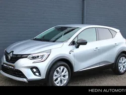 Gris highland metallic (licht grijs) Gebruikt 2021 Renault Captur Intens SUV | € 20.888 (Goede deal)