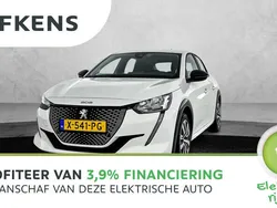Wit Gebruikt 2023 Peugeot e-208 Active Hatchback | € 20.425 (Goede deal)