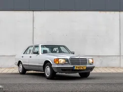 Grijs Gebruikt 1983 Mercedes E500 Sedan | € 16.950