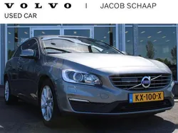 Grijs Gebruikt 2017 Volvo V60 Stationwagen | € 18.600 (Eerlijke prijs)