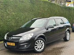 Zwart Gebruikt 2007 Opel Astra Stationwagen | € 3.500 (Duur)