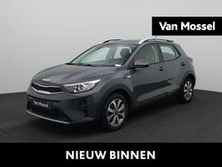 Grijs Gebruikt 2022 Kia Stonic Comfort SUV | € 16.900 (Eerlijke prijs)