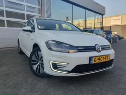 Wit Gebruikt 2019 VW e-Golf Hatchback | € 13.999 (Eerlijke prijs)