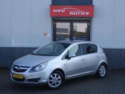 Grijs Gebruikt 2010 Opel Corsa Selection Hatchback | € 2.250 (Goede deal)