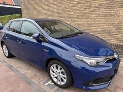 Gebruikt 2017 Toyota Auris Hybrid Sedan | € 13.950 (Goede deal)