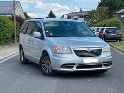 Gebruikt 2012 Lancia Voyager MPV | € 8.400