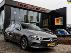 Grijs Gebruikt 2019 Mercedes A200 Premium Plus Hatchback | € 16.450 (Goede deal)