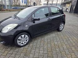 Zwart Gebruikt 2006 Toyota Yaris Verso Sol MPV | € 3.750 (Eerlijke prijs)