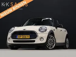 Wit Gebruikt 2015 Mini Cooper Business Hatchback | € 11.740 (Eerlijke prijs)