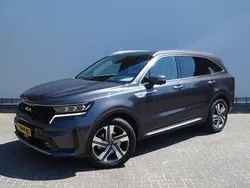 Grijs Gebruikt 2023 Kia Sorento 2 SUV | € 48.830 (Eerlijke prijs)