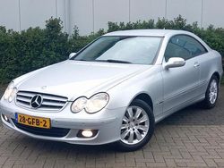 Grijs Gebruikt 2008 Mercedes CLK220 Elegance Coupé | € 5.950