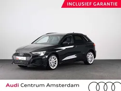Zwart Gebruikt 2024 Audi A3 Sportback e-tron S-Line Sedan | € 41.849 (Duur)