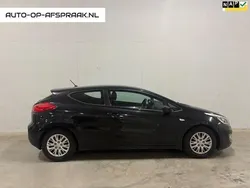 Zwart Gebruikt 2014 Kia Ceed Hatchback | € 4.766 (Super prijs)