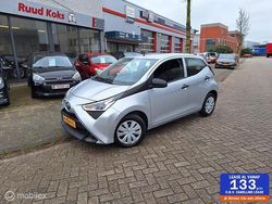 Grijs Gebruikt 2021 Toyota Aygo Hatchback | € 9.750 (Eerlijke prijs)