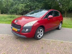 Rood Gebruikt 2009 Peugeot 3008 Hatchback | € 1.850 (Eerlijke prijs)