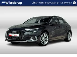 Grijs Gebruikt 2023 Audi A3 Sportback Advanced Hatchback | € 29.950 (Goede deal)