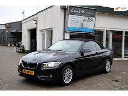 Zwart Gebruikt 2015 BMW 220 Executive Cabriolet | € 19.990 (Eerlijke prijs)