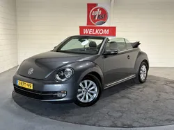 Grijs, metallic lak Gebruikt 2013 VW Beetle Design Cabriolet | € 13.950 (Eerlijke prijs)