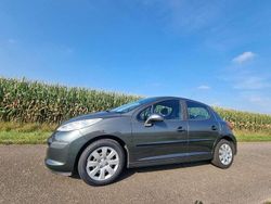 Grijs Gebruikt 2008 Peugeot 207 Hatchback | € 1.400 (Goede deal)