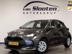 Grijs Gebruikt 2021 Toyota Yaris Hybrid Active Hatchback | € 17.950 (Eerlijke prijs)