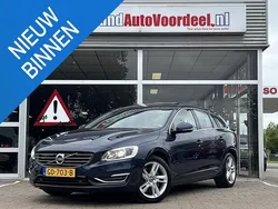 Blauw Gebruikt 2015 Volvo V60 Summum Stationwagen | € 9.499 (Eerlijke prijs)