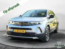 Grijs Gebruikt 2021 Opel Mokka-e Elegance SUV | € 16.400 (Eerlijke prijs)